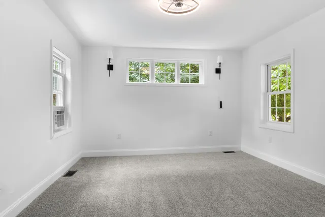 $309,800 | 3190 West Bacon Road, Hillsdale, MI 49242