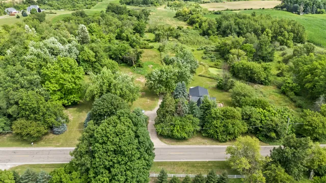 $309,800 | 3190 West Bacon Road, Hillsdale, MI 49242
