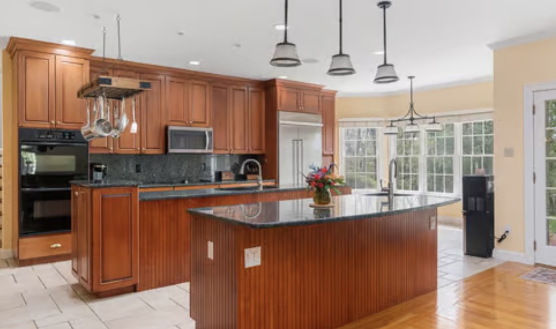 34 Stone Ridge Road North Attleboro, MA 02760 - Photo 4 of 41