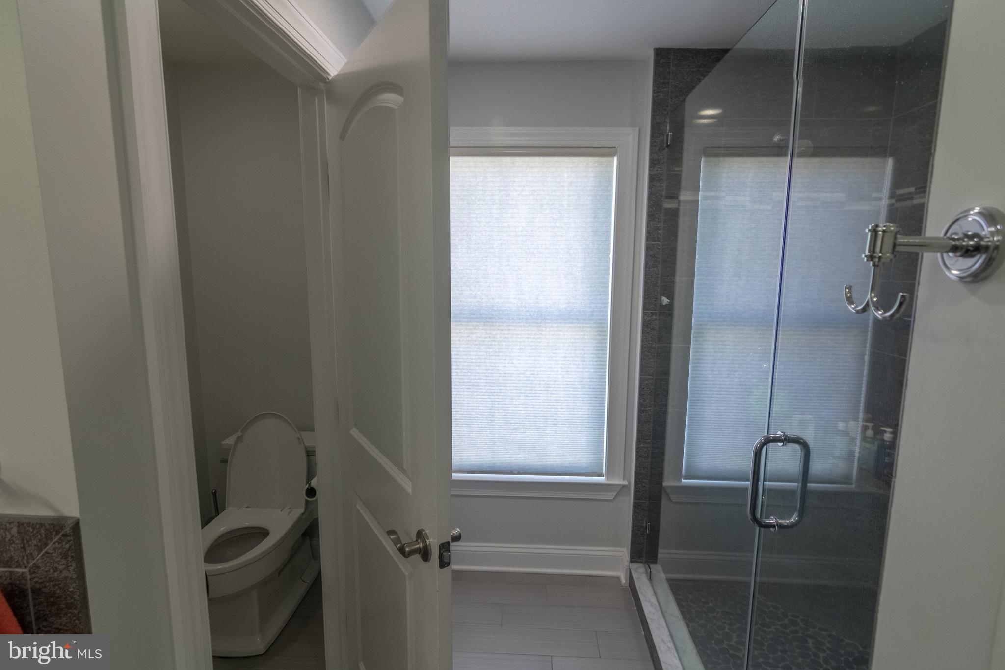 820 Seneca Park Road Baltimore, MD 21220 - Photo 21 of 39 Master Bath