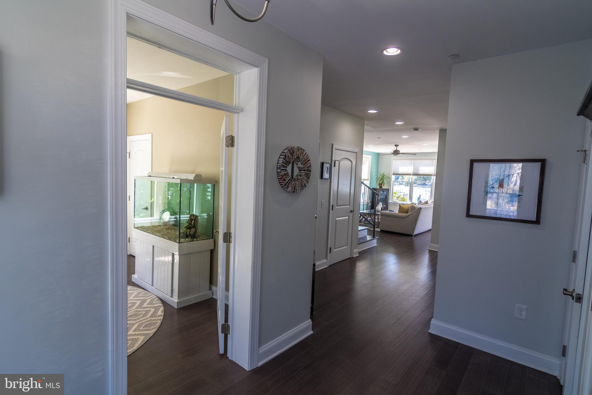 820 Seneca Park Road Baltimore, MD 21220 - Photo 5 of 39 Main Level