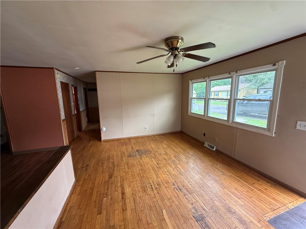 107 Berton Road Excelsior Springs, MO 64024 - Photo 2 of 20