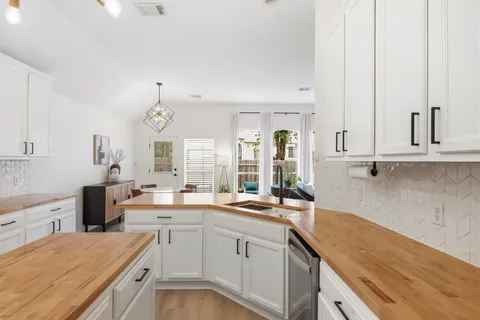 $470,000 | 9003 Mountain Mist Lane, Round Rock, TX 78681