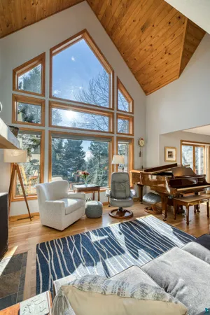 $845,000 | 2472 Clf Vw Trail, Two Harbors, MN 55616
