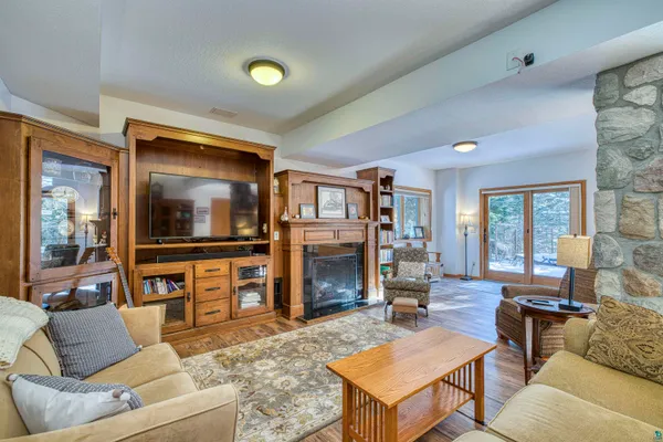 $845,000 | 2472 Clf Vw Trail, Two Harbors, MN 55616