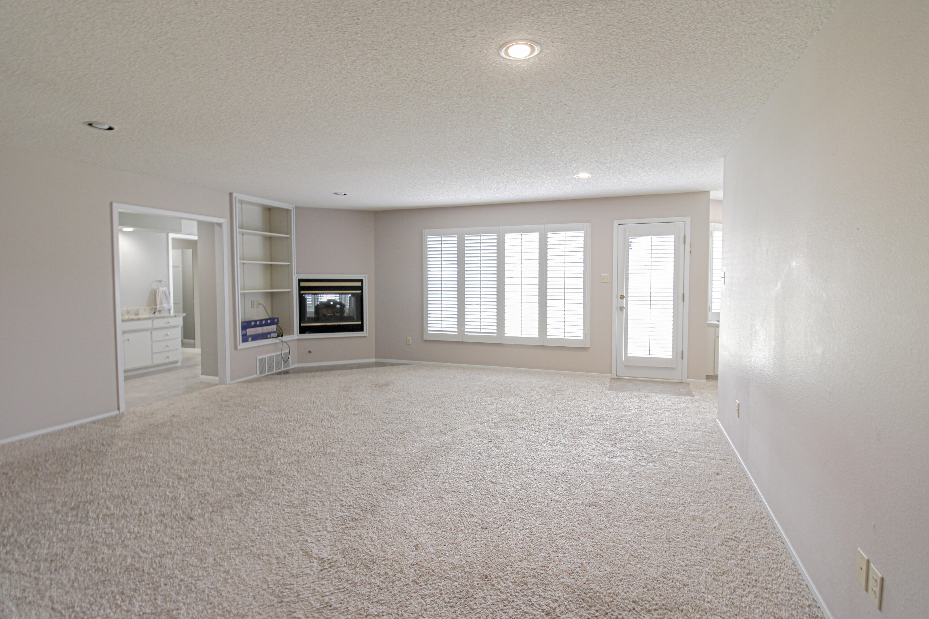 2606 Newcomb Street Lubbock, TX 79415 - Photo 15 of 51 primary bedroom