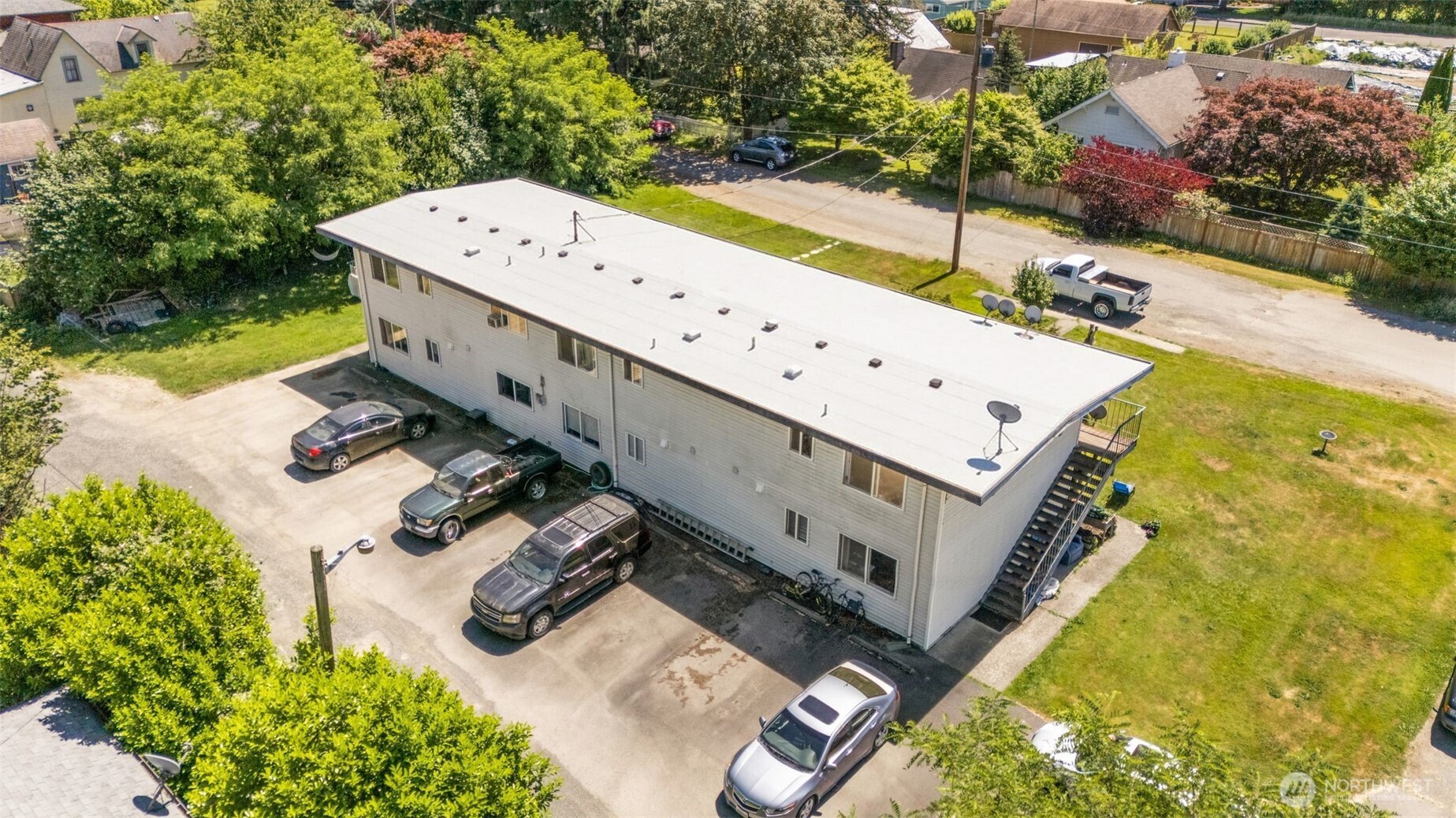31624 West Rutherford Street Carnation, WA 98014 - Photo 2 of 20