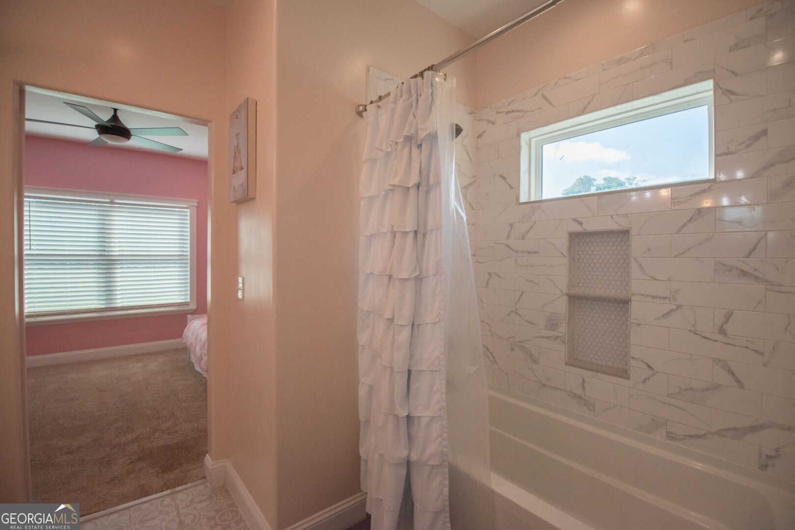 6213 Spanish Creek Road Folkston, GA 31537 - Photo 37 of 38 a bathroom with a shower