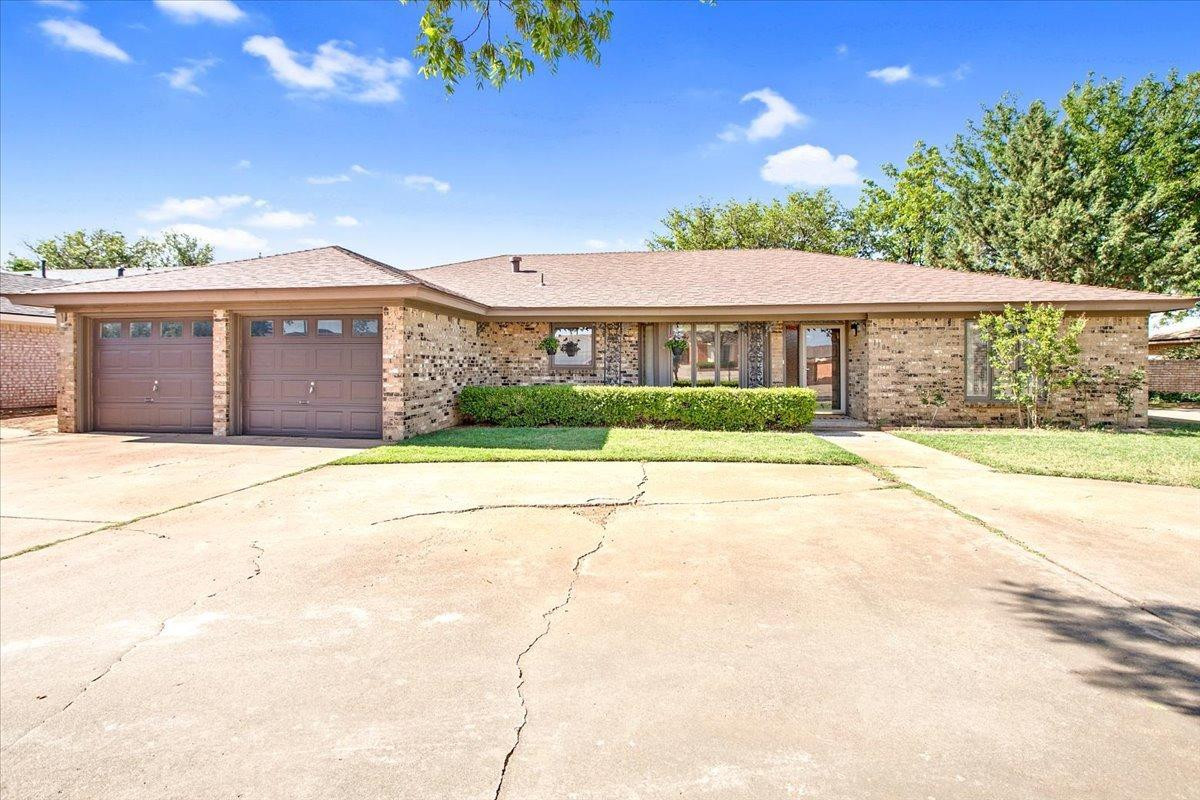 1106 15th Street Shallowater, TX 79363 - Photo 1 of 24 WELCOME HOME!!!