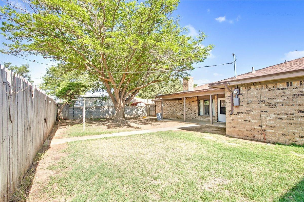 1106 15th Street Shallowater, TX 79363 - Photo 23 of 24 Nice Size Backyard