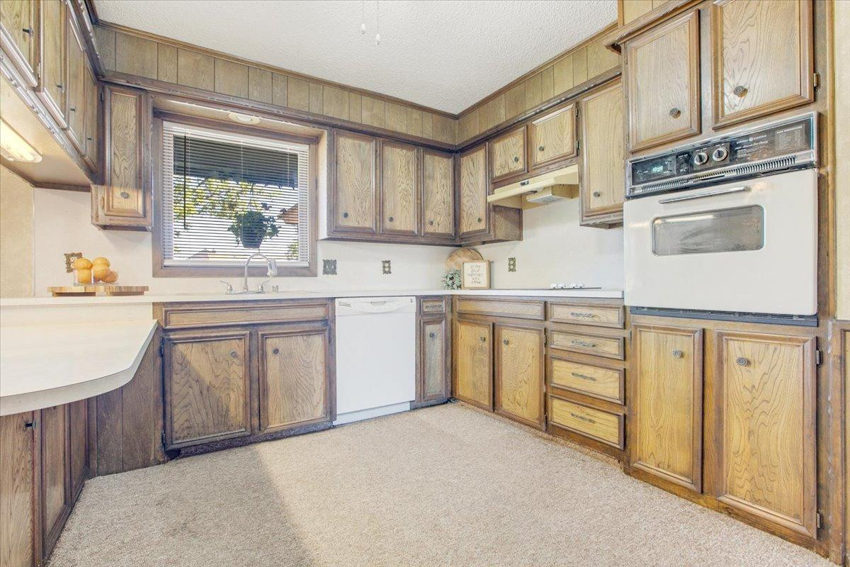 1106 15th Street Shallowater, TX 79363 - Photo 10 of 24 Photo 10