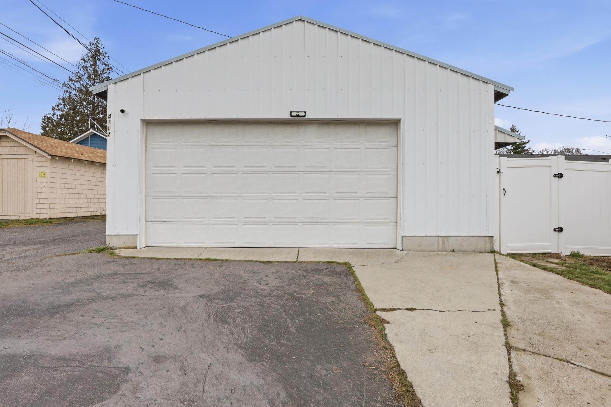 4117 North Wall Street Spokane, WA 99205 - Photo 5 of 30