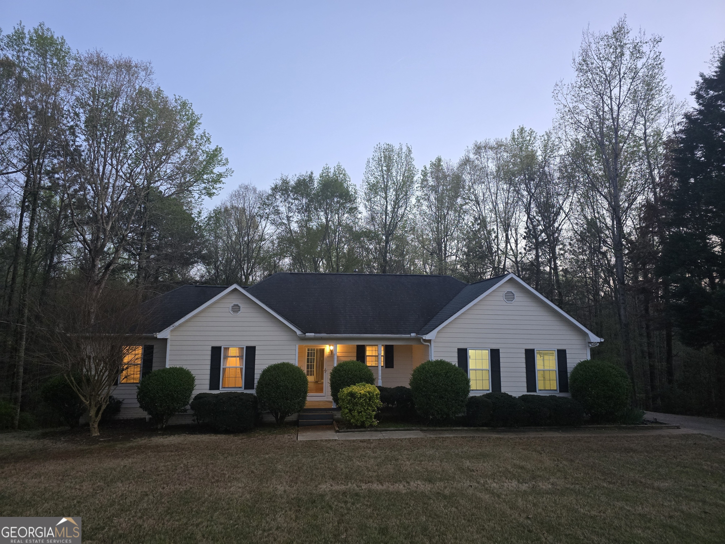 922 Scarletts Walk Locust Grove, GA 30248 - Photo 1 of 1 Gallery Image 1