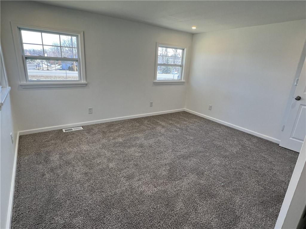 335 Mason Road Perinton, NY 14450 - Photo 16 of 30