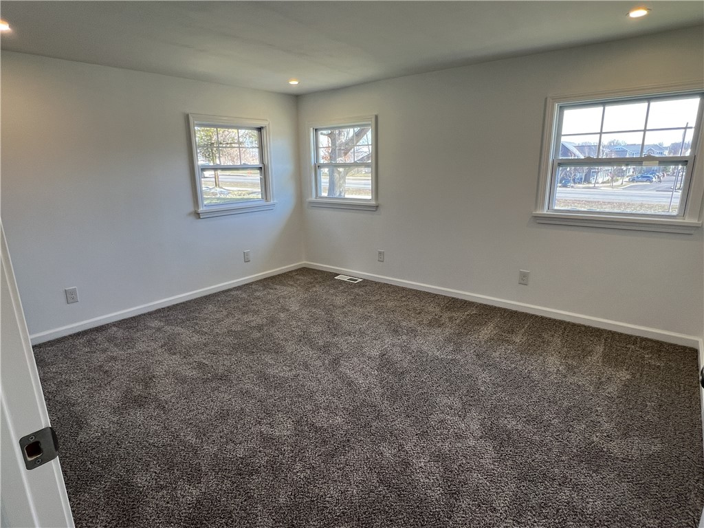 335 Mason Road Perinton, NY 14450 - Photo 17 of 30