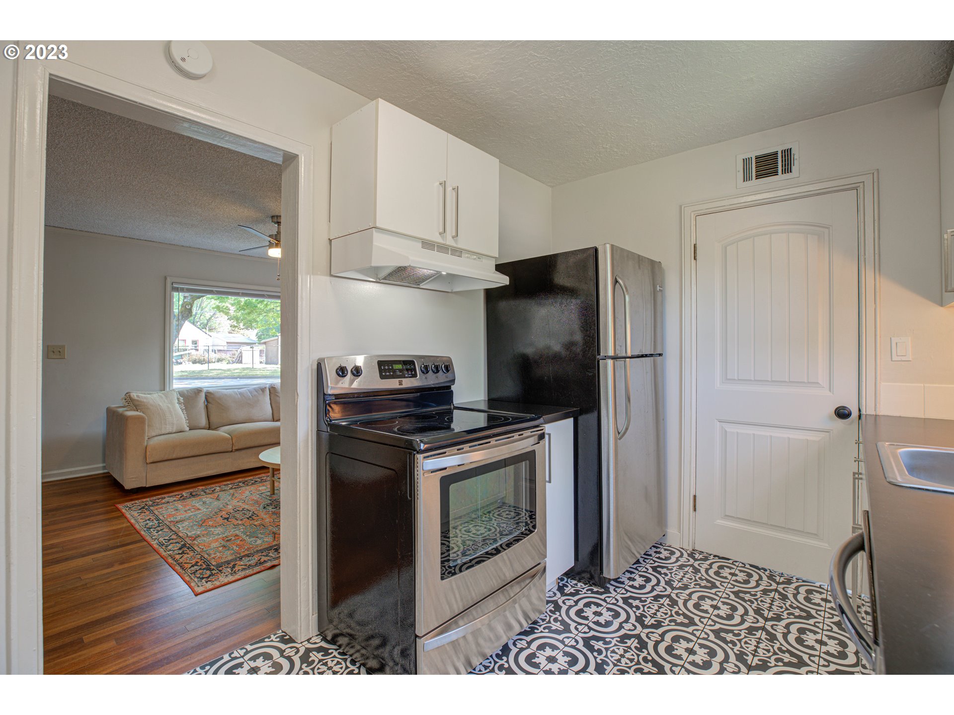 100 Maple Boulevard Wood Village, OR 97060 - Photo 19 of 37