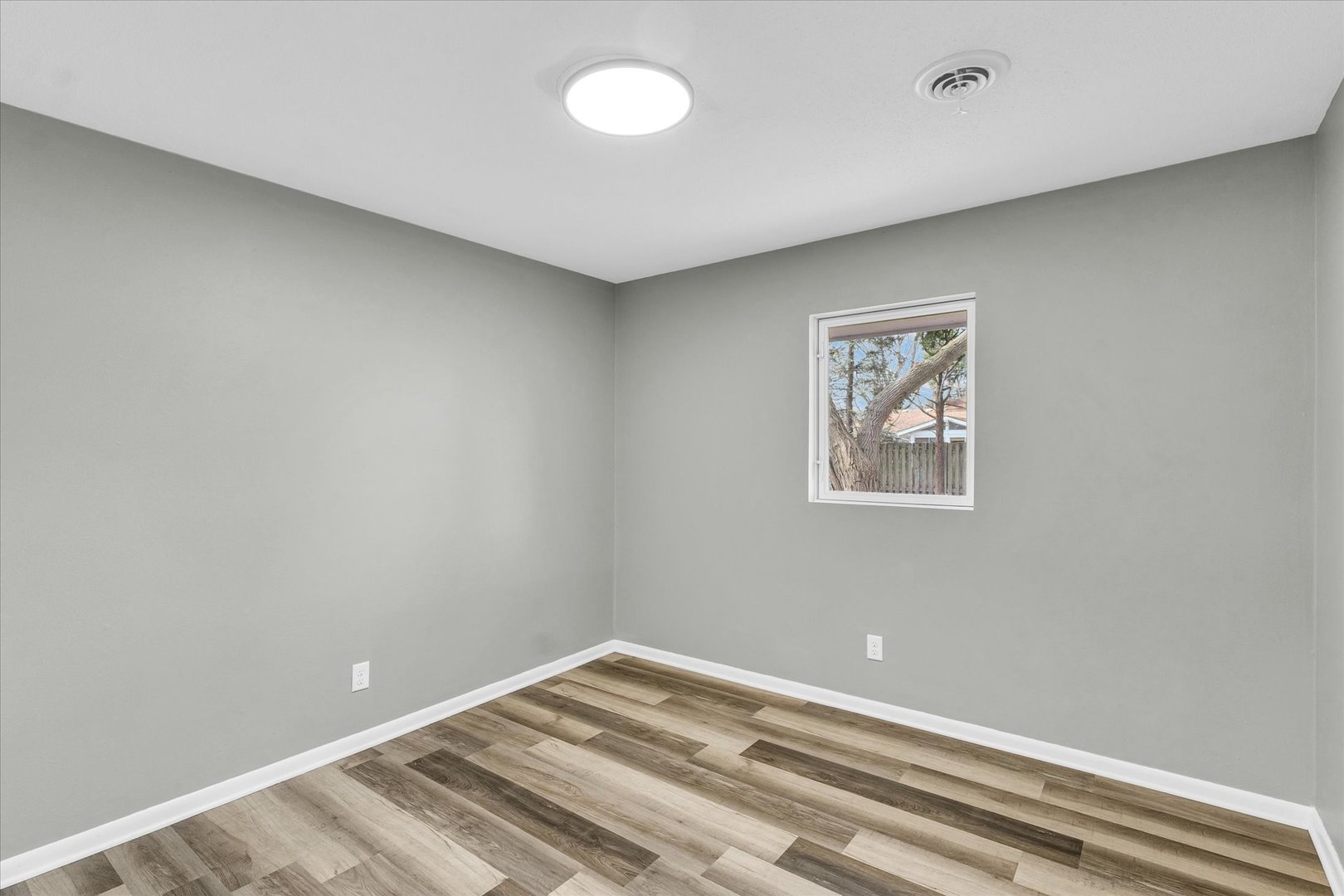 2211 South Philo Road Urbana, IL 61802 - Photo 16 of 43 Gallery Image 16