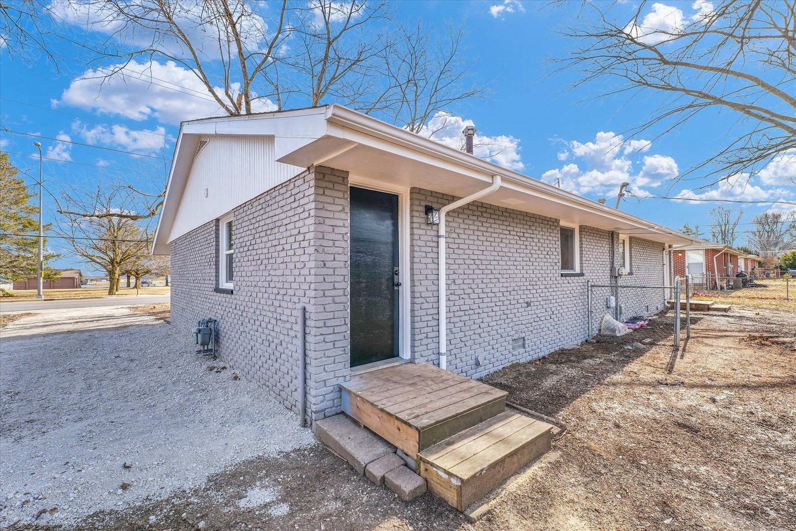 2211 South Philo Road Urbana, IL 61802 - Photo 38 of 43 Gallery Image 38