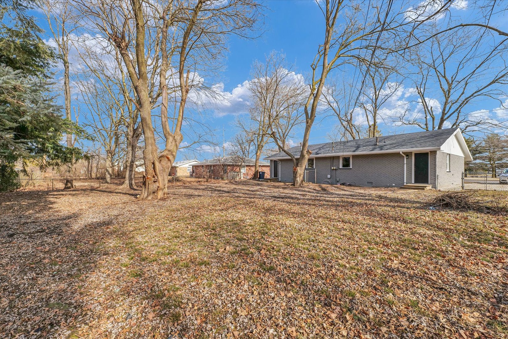 2211 South Philo Road Urbana, IL 61802 - Photo 43 of 43 Gallery Image 43