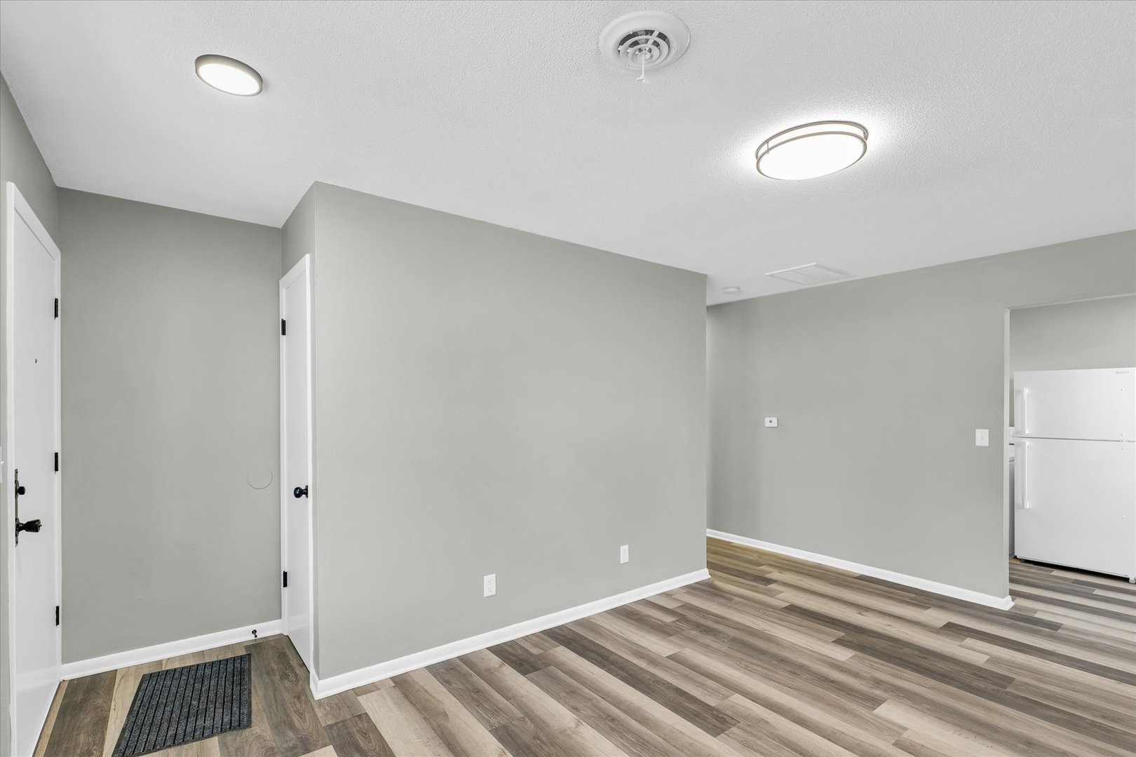 2211 South Philo Road Urbana, IL 61802 - Photo 9 of 43 Gallery Image 9