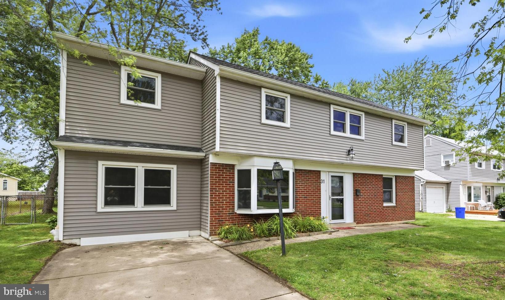 31 Heritage Road Marlton, NJ 08053 - Photo 2 of 36