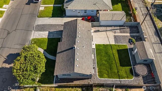 an aerial view of a backyard