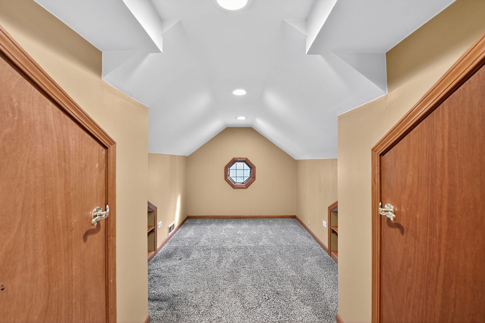 1163 Shoreline Drive Aurora, IL 60504 - Photo 22 of 31