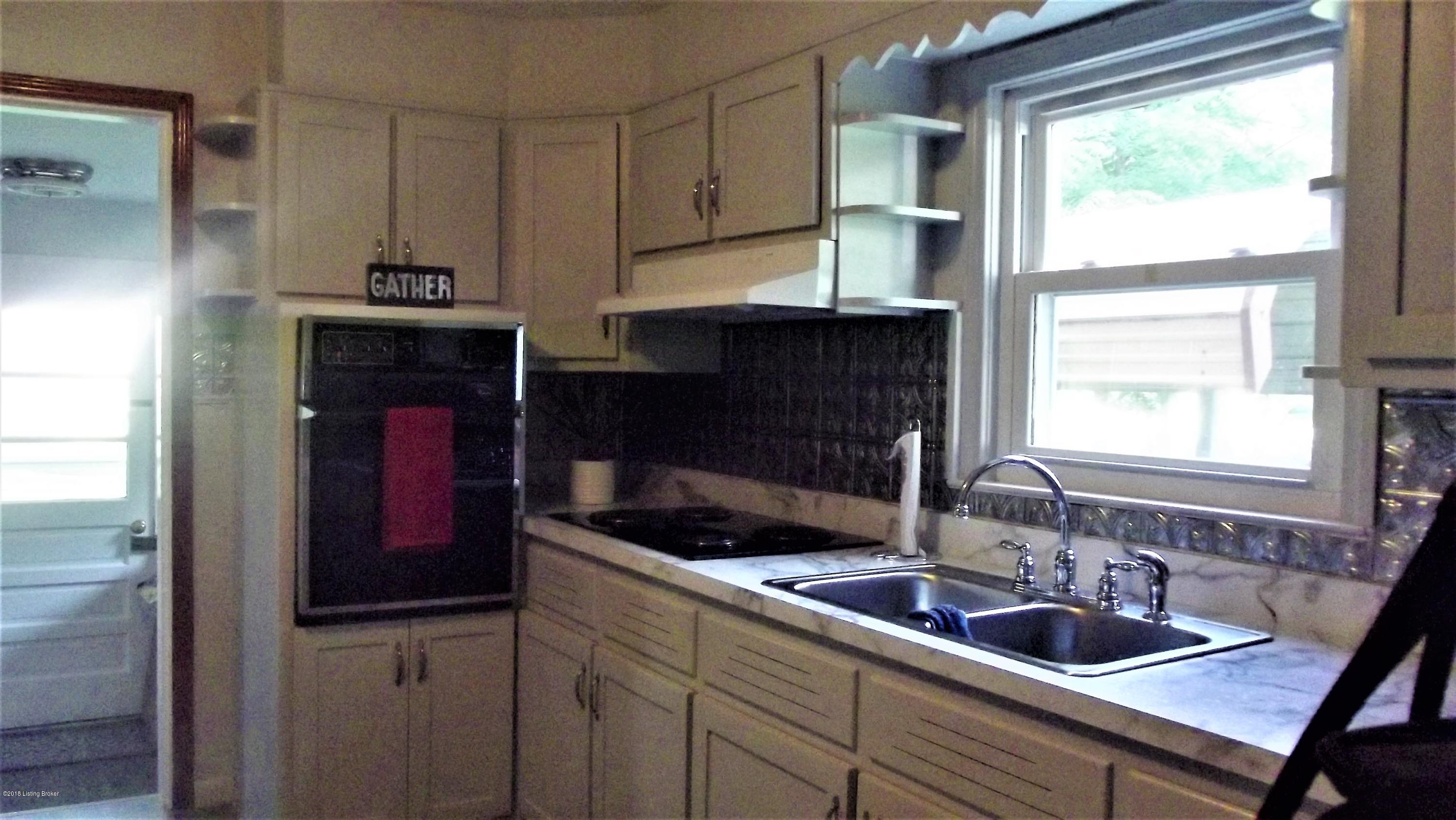 4358 South Wilson Road Elizabethtown, KY 42701 - Photo 15 of 39 DSCF0985