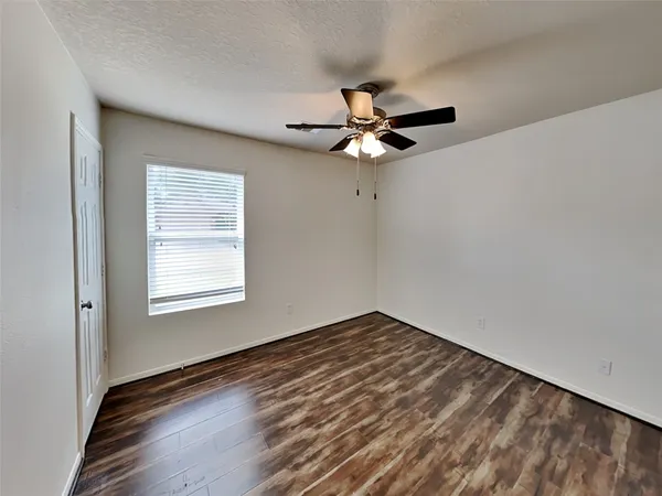 $1,895 | 2322 Old Ox Road, Spring, TX 77386