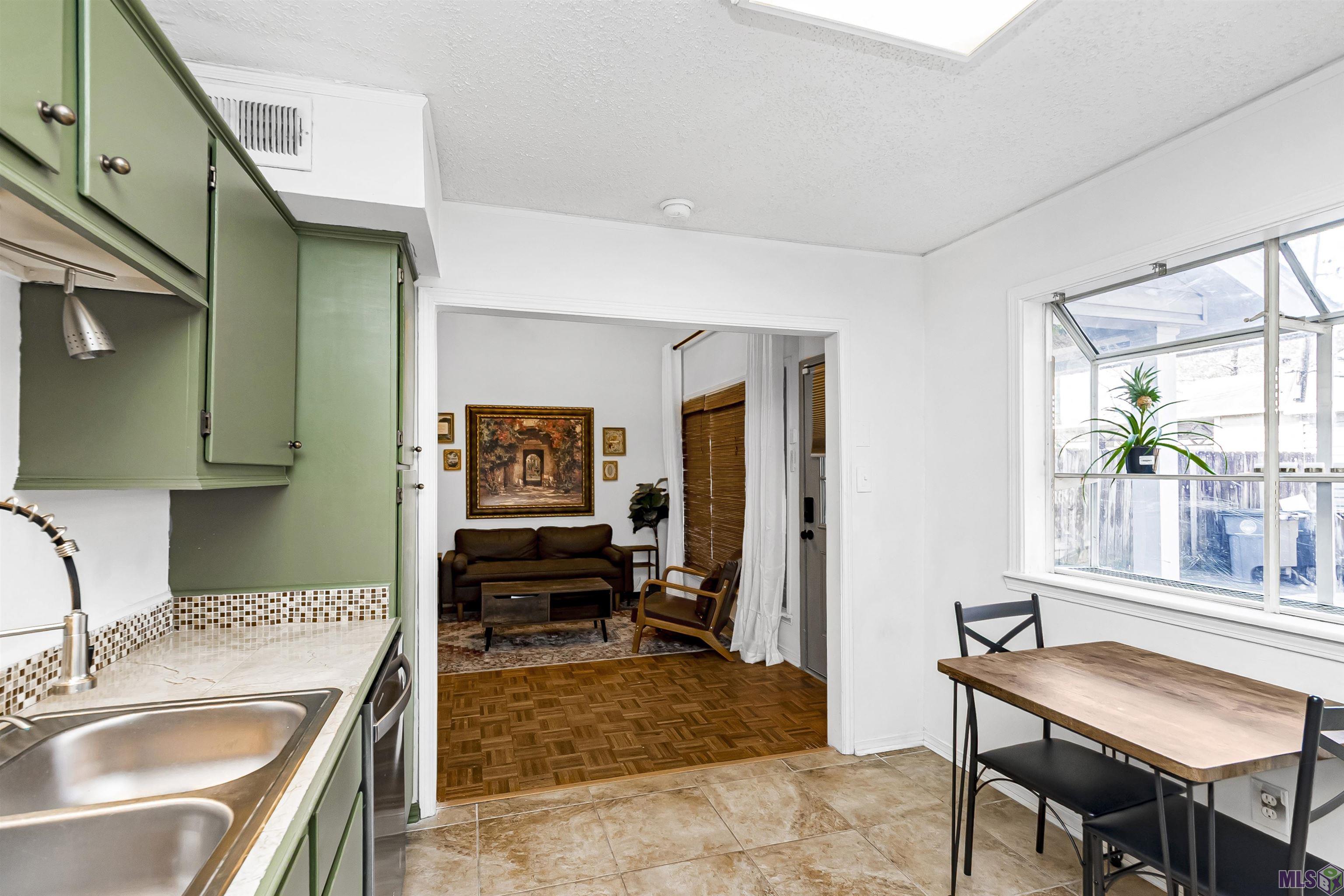 1354 Sharlo Avenue Baton Rouge, LA 70820 - Photo 7 of 26