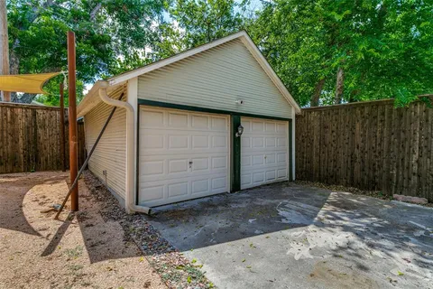 $549,900 | 1821 College Avenue, Fort Worth, TX 76110