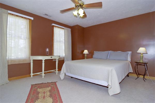 61 Paxton Road Spencer, MA 01562 - Photo 13 of 25 Gallery Image 13