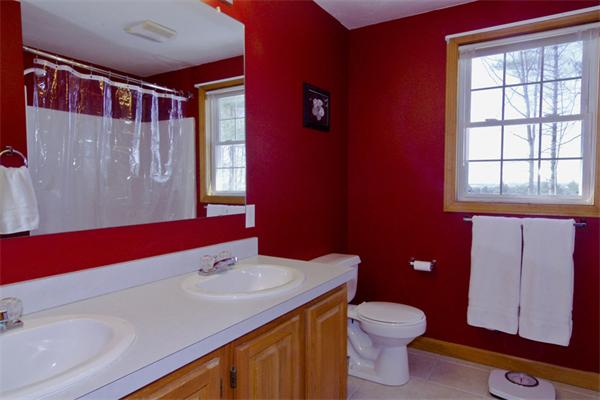 61 Paxton Road Spencer, MA 01562 - Photo 19 of 25 Gallery Image 19