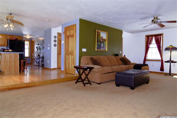 61 Paxton Road Spencer, MA 01562 - Photo 8 of 25 Gallery Image 8