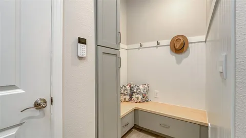 $684,900 | 17832 Gulf Ranch Place, Bradenton, FL 34211