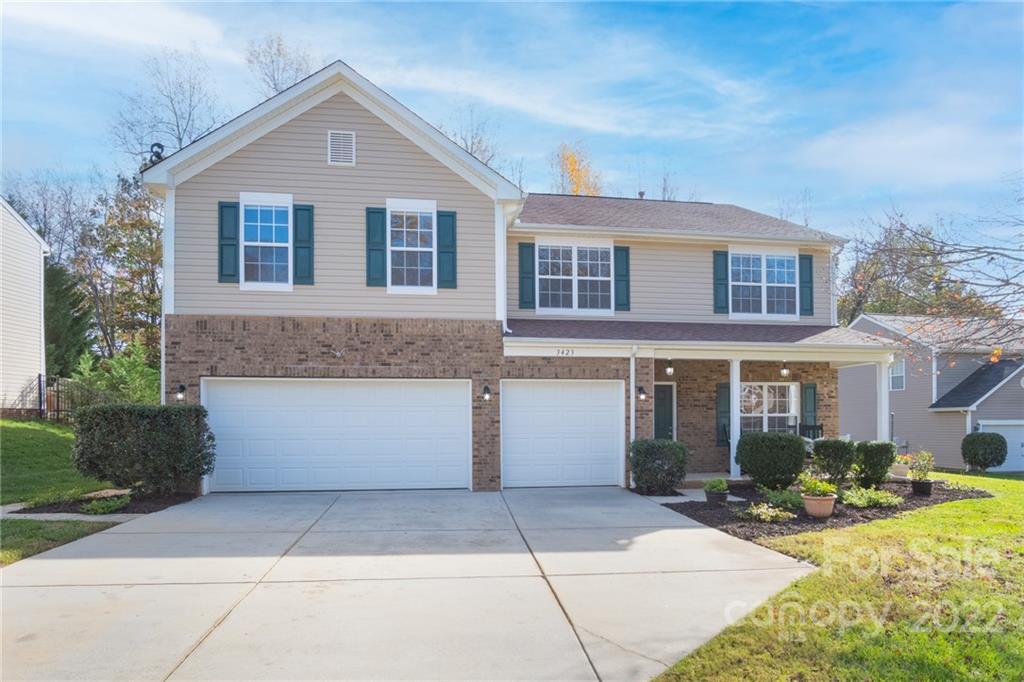 3423 Bruce Ridge Clover, SC 29710 - Photo 3 of 48 Gallery Image 3