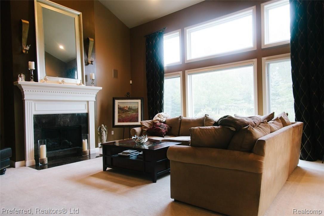 48540 Inveraray Road Canton, MI 48188 - Photo 8 of 31 IMG_1133.jpg