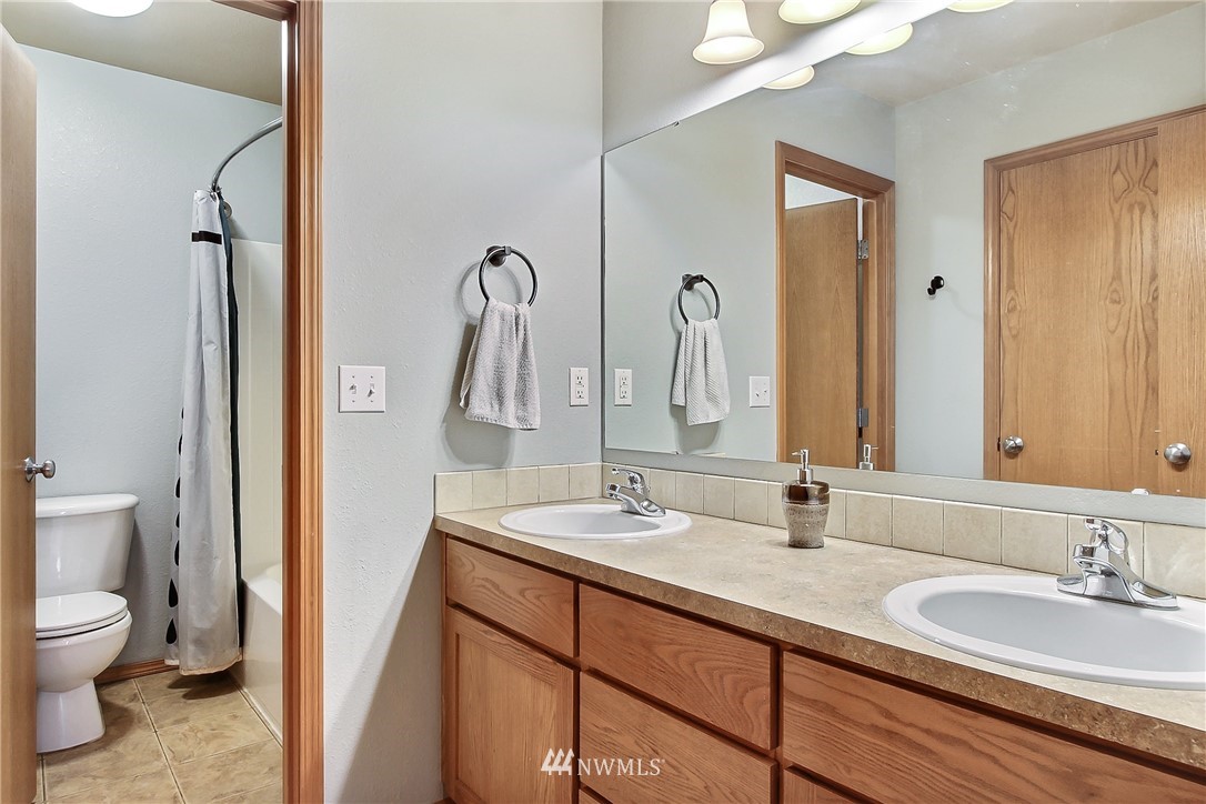 7041 Inlay Street Southeast Lacey, WA 98513 - Photo 13 of 15 Gallery Image 13