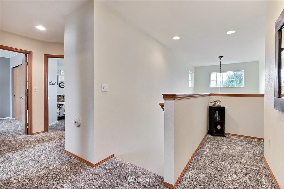 7041 Inlay Street Southeast Lacey, WA 98513 - Photo 8 of 15 Gallery Image 8