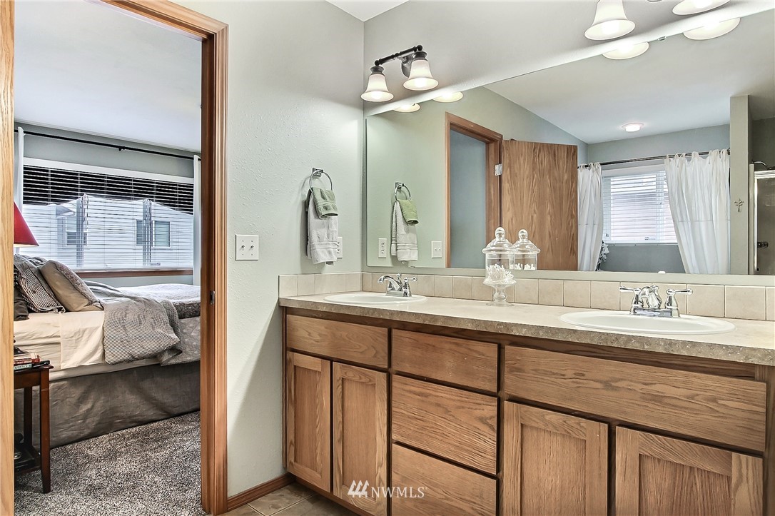 7041 Inlay Street Southeast Lacey, WA 98513 - Photo 10 of 15 Gallery Image 10