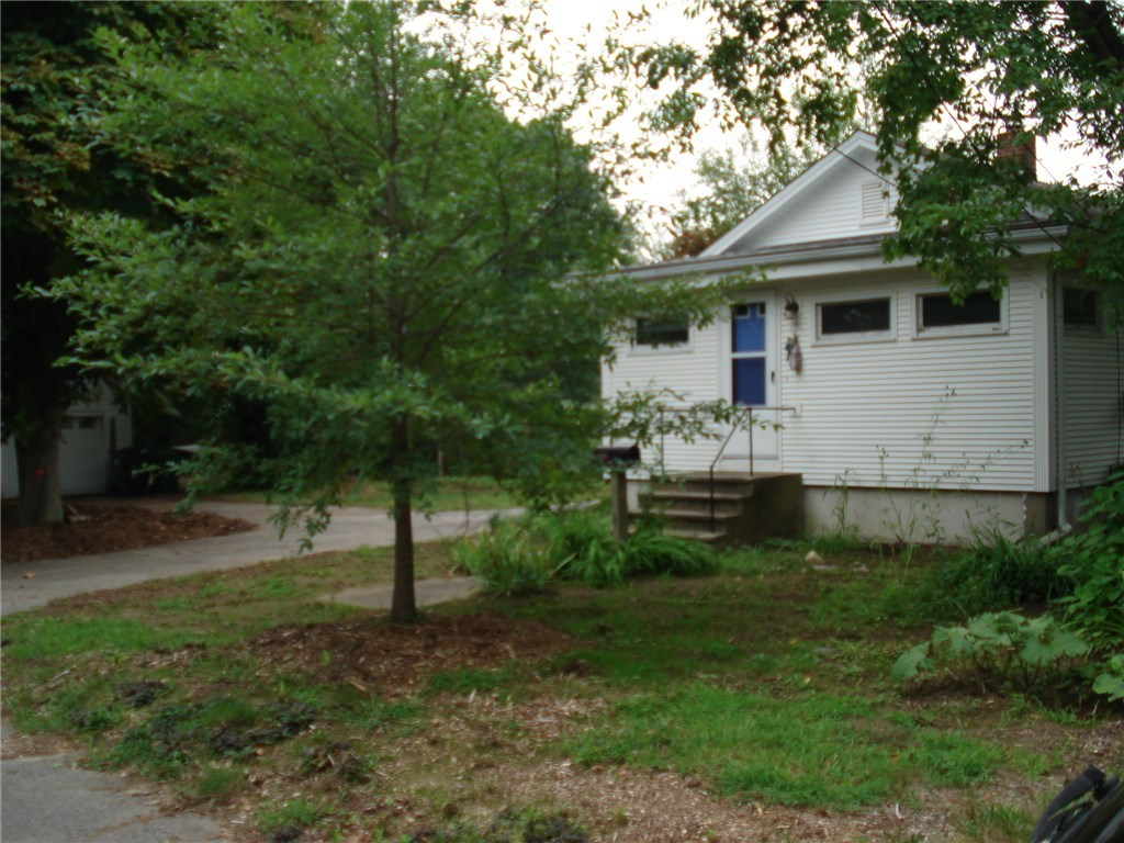 19 Rita Street Warwick, RI 02889 - Photo 18 of 27 Gallery Image 18