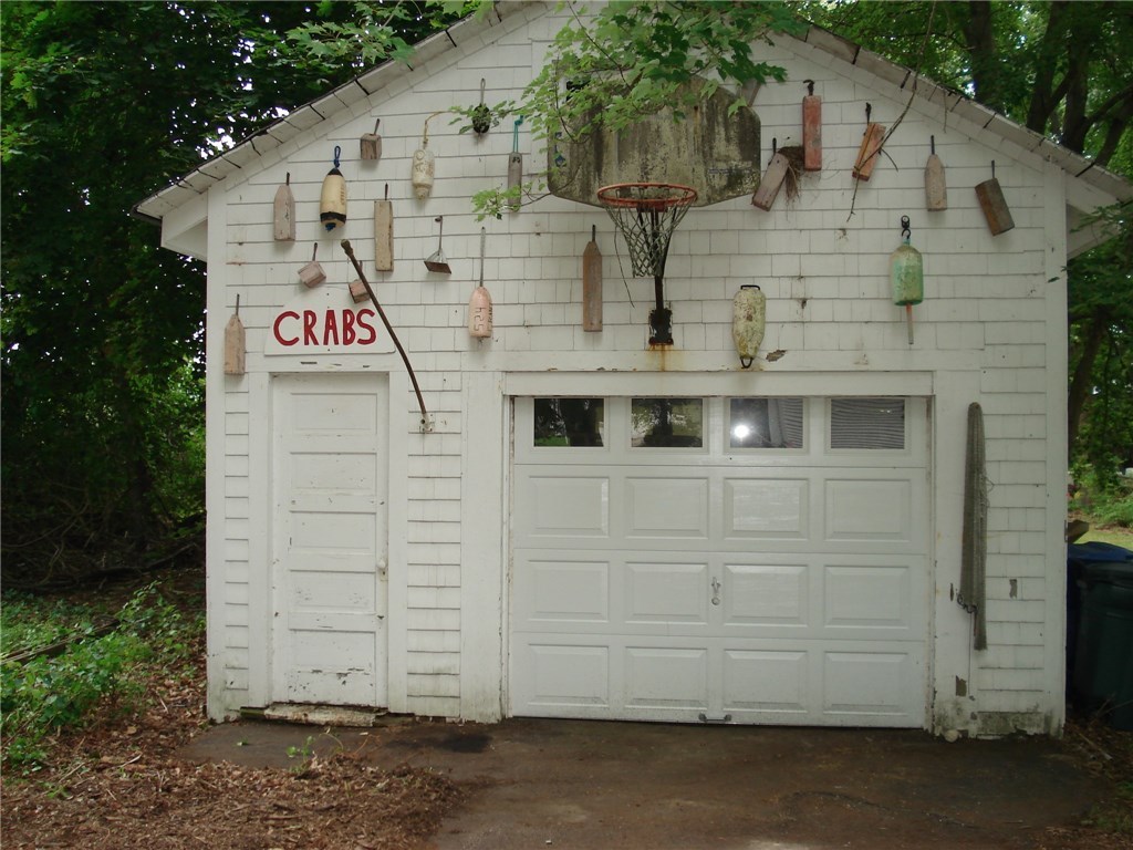 19 Rita Street Warwick, RI 02889 - Photo 7 of 27 Gallery Image 7
