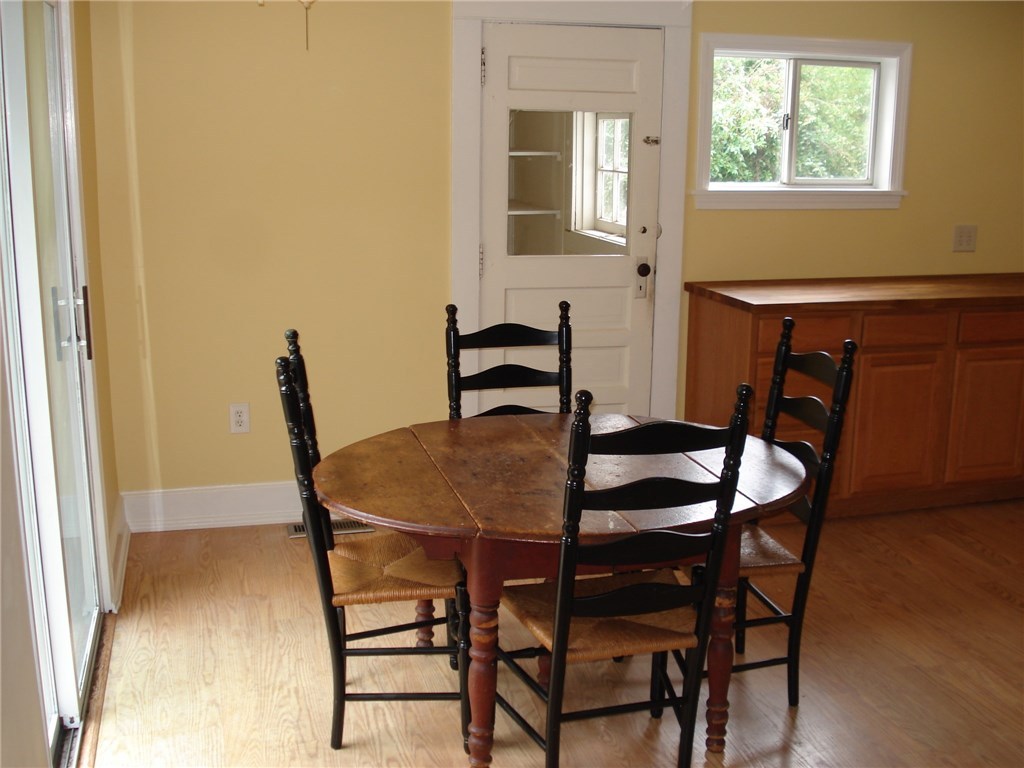 19 Rita Street Warwick, RI 02889 - Photo 10 of 27 Gallery Image 10