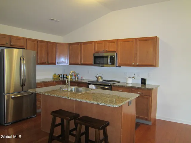 $339,000 | 28 Governor Circle, Albany, NY 12208