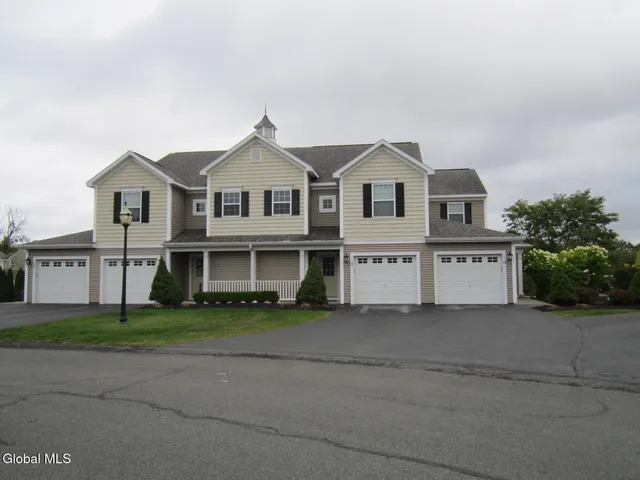 $339,000 | 28 Governor Circle, Albany, NY 12208