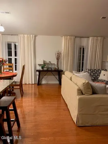 $339,000 | 28 Governor Circle, Albany, NY 12208