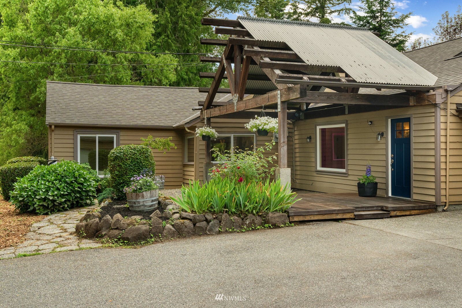 4519 196th Street Southeast Bothell, WA 98012 - Photo 2 of 40