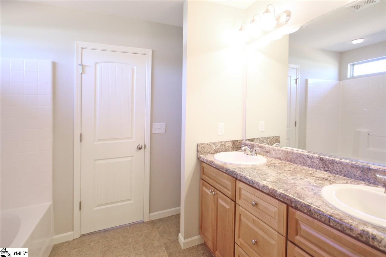 309 Catterick Way Fountain Inn, SC 29644 - Photo 25 of 36 Gallery Image 25