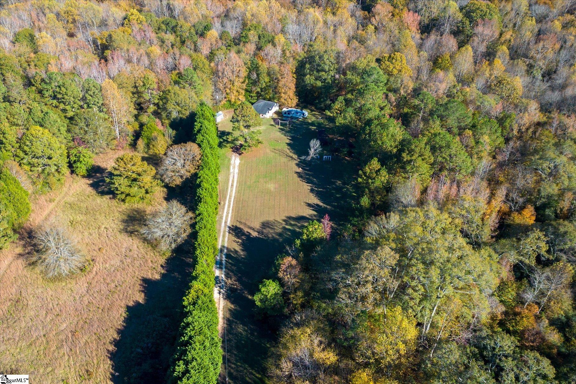 318 Gentry Road Fountain Inn, SC 29644 - Photo 3 of 18