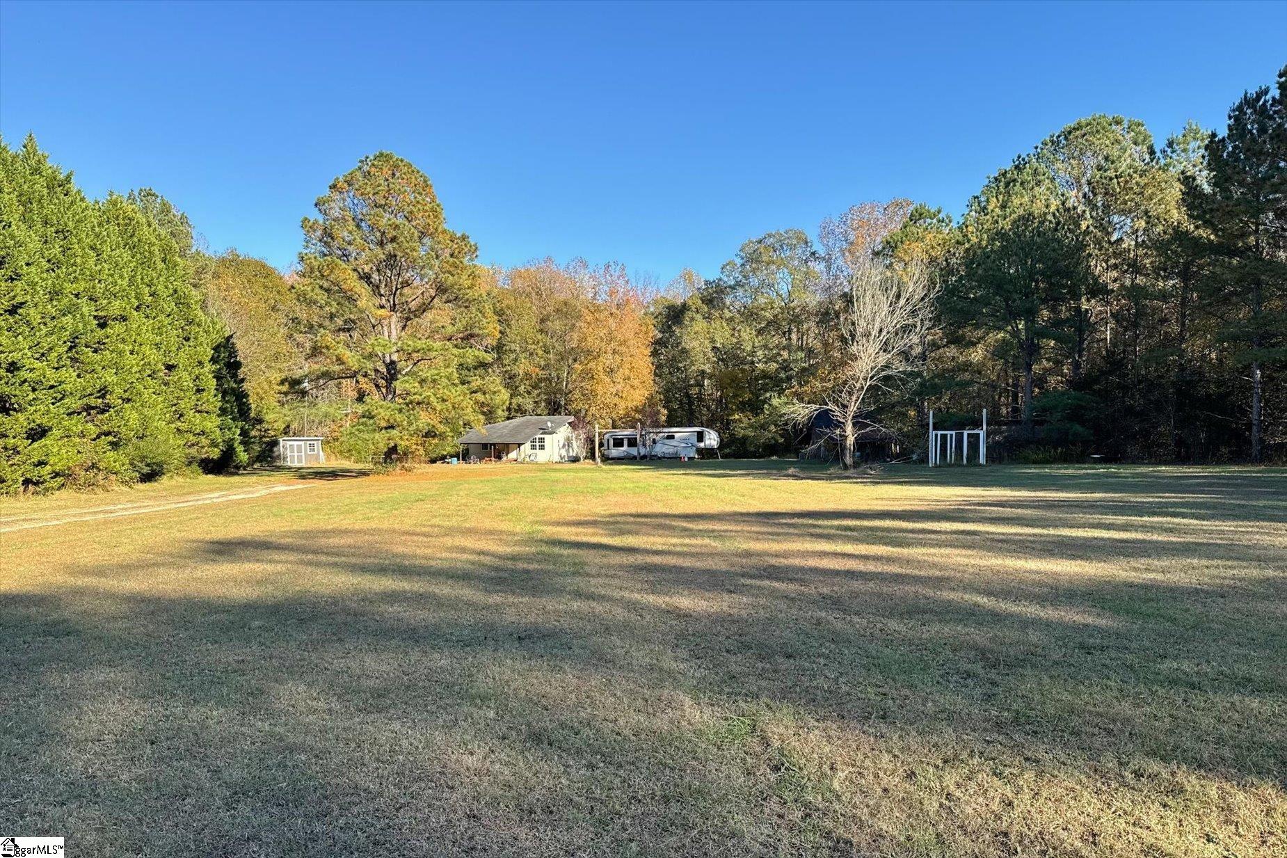 318 Gentry Road Fountain Inn, SC 29644 - Photo 9 of 18